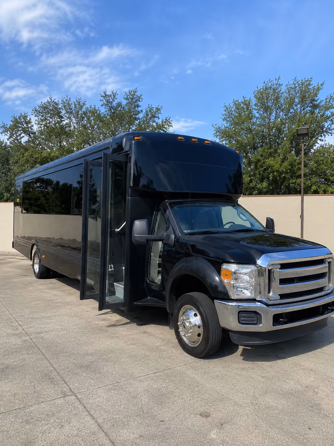 arvada 20 passenger party bus