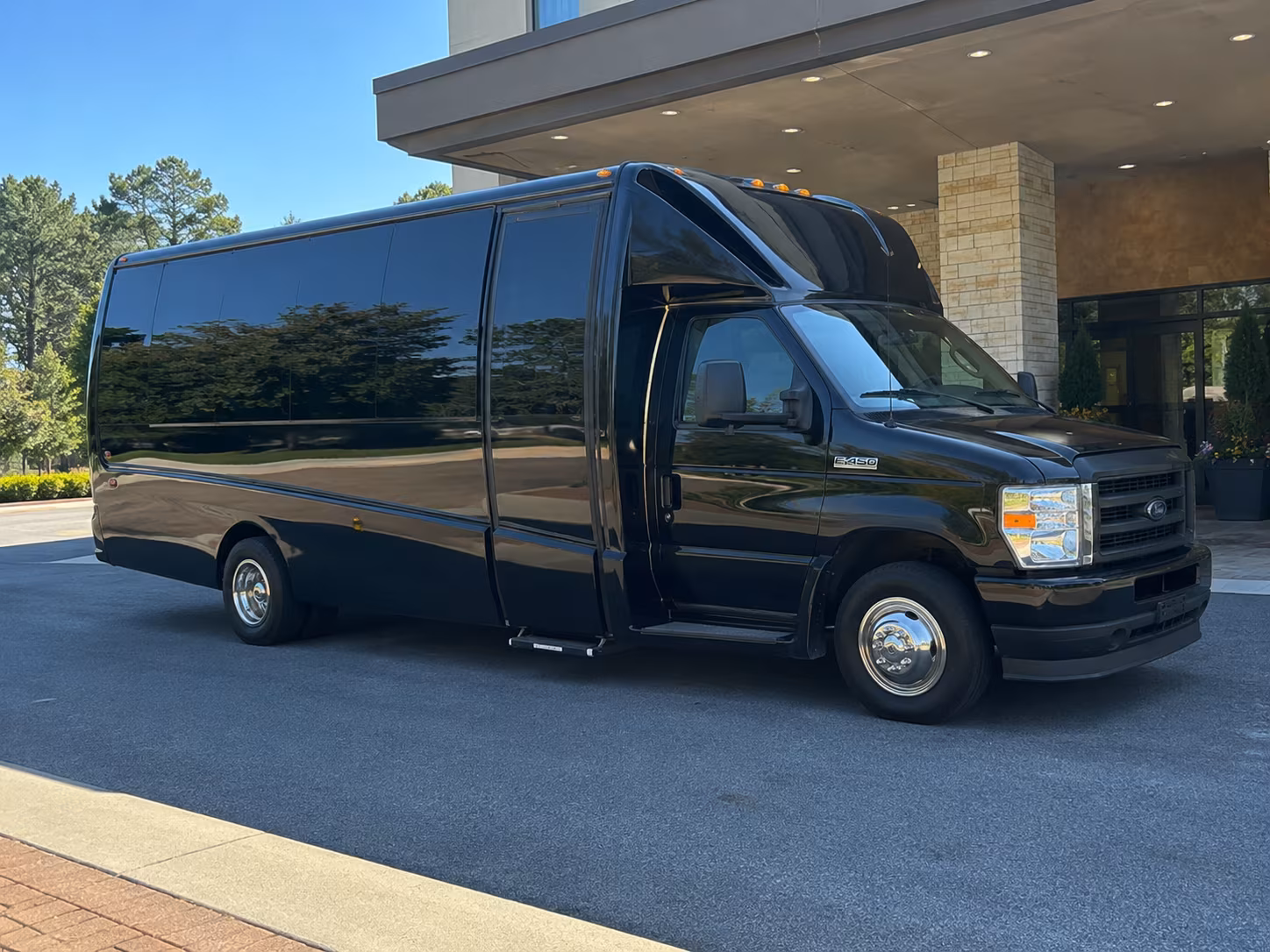 arvada long distance transportation onboard seating